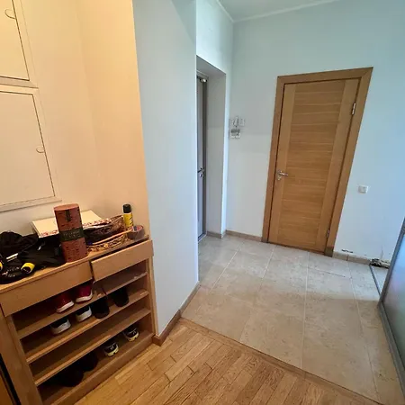 Spacious Located In A Centre *