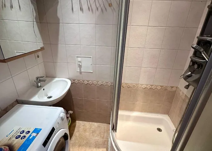 Apartment Spacious Located In A Centre *